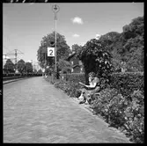 Mjölby station med resande.