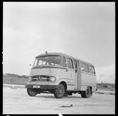 Statens Järnvägar, SJ Mercedes-buss, O 319D 2753 för 17 passagerare.