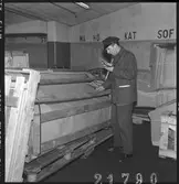 Ilgodsmagasinet Centralstationen i Stockholm. In- och utlämning av gods, trådlös godsprickning, trucktransporter till tågen.
Text : ST, MA, HÖ, KAT, SOF