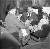 Resande i SJ B010. Statister.