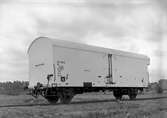 Statens Järnvägar, SJ Hz 64173. En modernare kylvagn utan islådor men med elkylmaskin. Kylmaskinerna togs bort från Hz vagnar på 1960-talet därefter används de som isolerade vagnar.