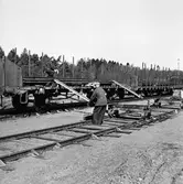 Trafikaktiebolaget Grängesberg - Oxelösunds Järnväg, TGOJ godsvagn 8664. SJ-skolan, Kurs i rälshantering i Ängelholm