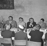 Nordiska Järnvägsmanna Sällskapets 24:e allmänna möte i Stockholm 1958-05-20 till 1958-05-22.
Utflykt till Uppsala. Middag på Uppsala slott
Generaldirektör Erik Upmark