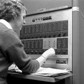 IBM 650 Magnetic Drum Data Processing Machine. En tidig IBM-dator som användes bland annat inom Statens Järnvägar, SJ