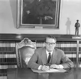 Generaldirektör Erik Upmark i plenisalen Statens Järnvägars, SJ, huvudkontor Centralstationen