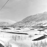 Vinterterräng längs linjen