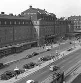 Stockholms Central, med del av Vasagatan i bildens framkant.