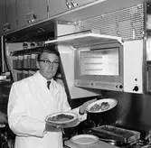 Statens Järnvägar, SJ Rb02 provtur Cst - U - Cst, Stockholm Centralstation - Uppsala - Stockholm Centralstation.
Detalj köksdel, Mikrovågsugn