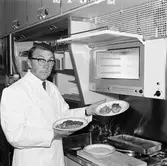 Statens Järnvägar, SJ Rb02 provtur Cst - U - Cst, Stockholm Centralstation - Uppsala - Stockholm Centralstation.
Detalj köksdel, Mikrovågsugn