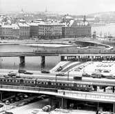 Lokaltåg på Söderbron