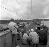 Filminspelning, Göteborg-Stockholm, 11-13 juli. Specialvagn av tyskt ursprung. SJ F-lok