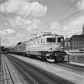 Statens Järnvägar SJ Rb3 1001, på Riddarholmsbron. Sträckan mellan Stockholm Cerentral och Riddarholmen.