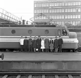 Iordningställande av servicen ombord, tåg- och lekpersonal.
Statens Järnvägar SJ Ra-lok.