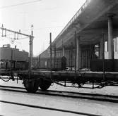 Landsvägsbro över bangård