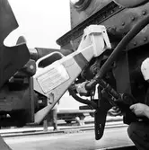 Kopplingsanordning mellan motorvagn och lok med instruktionsskylt