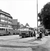 Statens Järnvägar, SJ Malmö. Reportage om SJ och högertrafiken i Örebro och Malmö