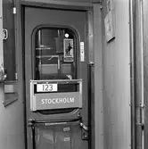 Destinationsskylt och varningsskylt