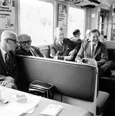 Statens Järnvägar SJ X1. Trafikstart för X1:orna inom AB Storstockholms Lokaltrafik