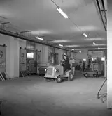 Arbete på godsmagasin.