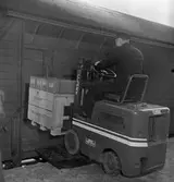 Lastning med truck.