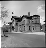 Ystad stationshus vid Nils Holgersson turen med Statens Järnvägar, SJ.