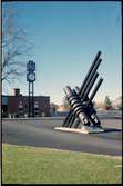 Skulptur utanför Borlänge centralstation.