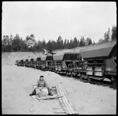 Lastning av grus i Gårdnäsgropen.