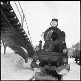 Statens Järnvägar, SJ E2 954. Sotning av ånglok.