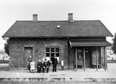 Trelleborg - Rydsgårds Järnväg, TRJ, Vallby station. till höger är väntsalen.