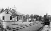 Rösmåla station anlagd 1900. Loket är Hönshylte-Kvarnamåla Järnväg, HKJ 2.