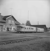 Statens Järnvägar, SJ Y motorvagnståg vid Åseda station.