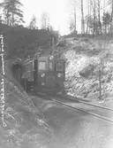 GBJ ellok 2 vid tunnelmynningen.
GBJ , Göteborg - Borås Järnväg