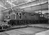 Statens Järnvägar, SJ M-lok  under byggnad i Vagn- & Maskinfabriken (Bolagsnummer:3098)