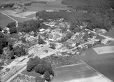 Flygfoto över Arkelstorp station med omnejd.