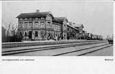 Mellerud station. I förgrunden järnvägshotellet.