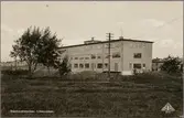 Gasmaskfabriken vid Lökebackens järnvägsstation i Brastad.