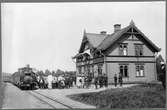 Jönköping - Gripenbergs Järnväg, JGJ lok 5 med tåg vid Vireda station.