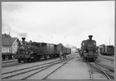 Statens järnvägar, SJ S9t 4018 och SJ S2p 3036 vid Torsås station.