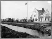 Persontåg vid Falsterbo station.