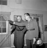 Kungen på I3 besök.
December 1956.