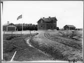 Norra Hälsingslands Järnväg, NHJ Bergsjö station. Station anlagd 1896 med  tvåvånings stationshus i trä. Den upphörde 1962.