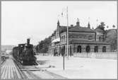 Borås nedre station på 1890-talet. KHdJ 3 med tågsätt.