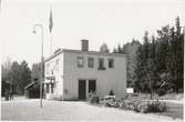 Gysinge station
SGGJ, Sala-Gysinge-Gävle Järnväg
Nya stationshuset sedan det gamla eldhärjats på 1930-talet