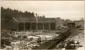 Gefle Lokommotivstall vid verkstadsbangården under uppförande år 1903. Gävle - Dala Järnväg, GDJ.