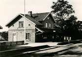 Tidigare namn Boda. Station öppnad 1871, Högboda från 1917, hållplats från1989, men kvar som trafikteknisk station.