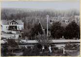 Station anlagd 1873. Stationshuset, två våningar i trä, nybyggt 1924. Mekanisk växelförregling . Den första stationsbyggnaden envånings i trä. Ny station byggd 1919