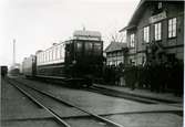 VGJ nr. 2 och 3.
Stationen anlades 1874. Tvåvånings stationshus .
VGJ ,Västergötland - Göteborgs Järnväg