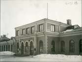 Påbyggnad och förändring av stationshuset i Nässjö år 1915. Bilden från gatusidan.