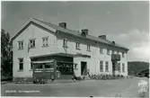 Årjäng station med pressbyrå.