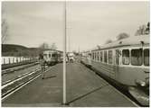 Ulricehamn station, på spåret rälsbussarna Statens Järnvägar  SJ Y7 1169 och SJ Y7 1158.